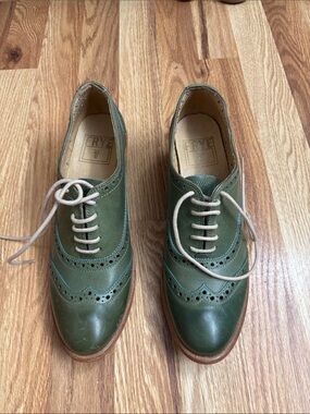 Frye green leather womens shoes size 37.5 B